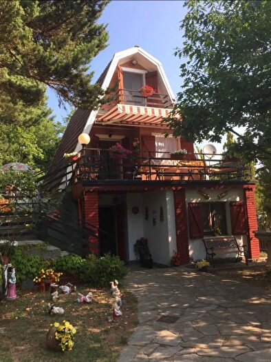 Casa con 5 locali in vendita in Ponzone