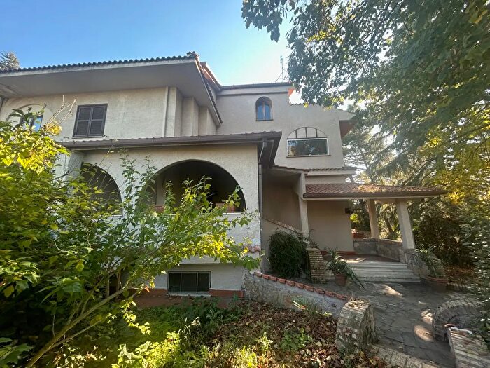 Casa bilocale in vendita in Via Paolo Monelli, Roma