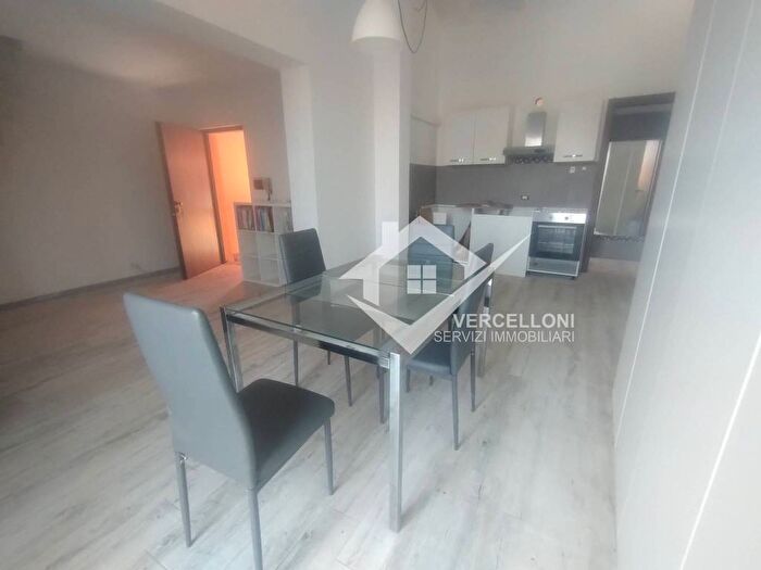 Appartamento bilocale in affitto in Viale Dante Alighieri, Galliate