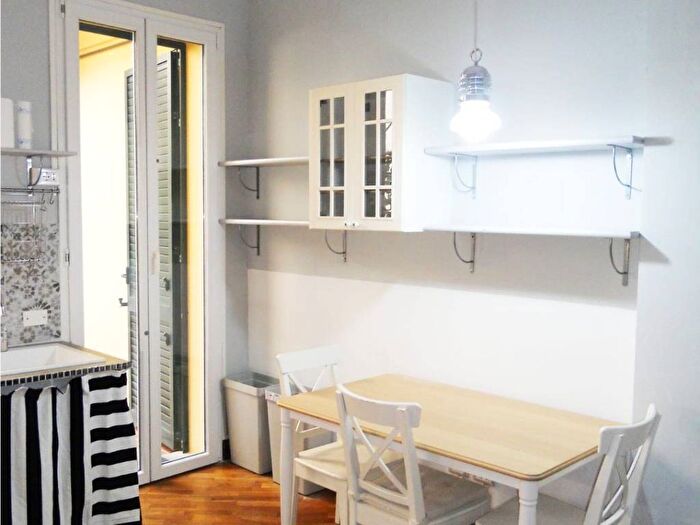 Appartamento trilocale in affitto in Piazza dellOtto Agosto, Irnerio, Bologna