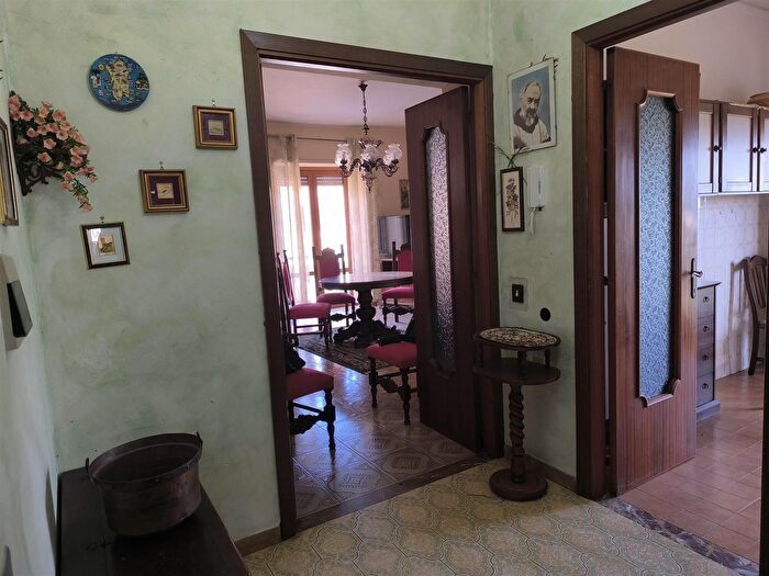 Appartamento con 5 locali in vendita in Montefiascone