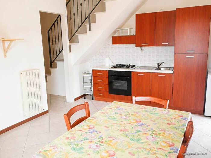 Appartamento bilocale in affitto in Via Aso, Torrette, Ancona