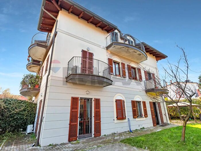 Case in Vendita e in Affitto - 2