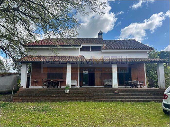 Casa con 8 locali in vendita in Localita Selva Grande SantOreste, SantOreste