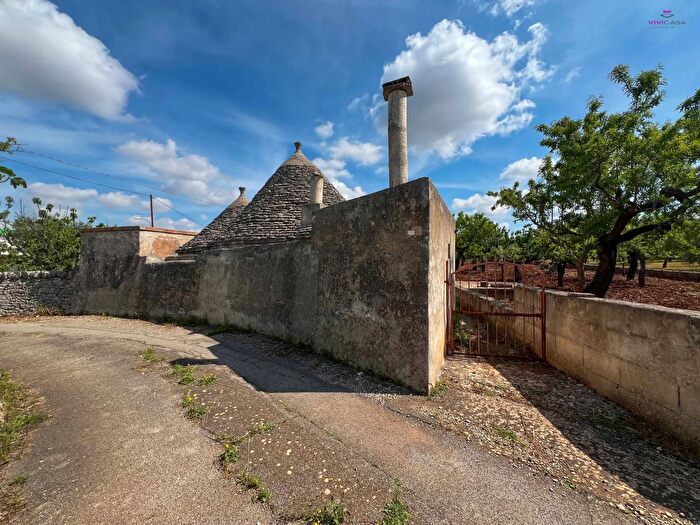 Casa bilocale in vendita in Strada Comunale Pozzo Priore di Sotto Putignano, Putignano
