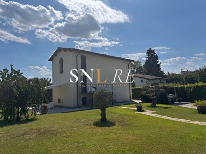 Casa con 6 locali in vendita in Via Albert Einstein, Campi Bisenzio