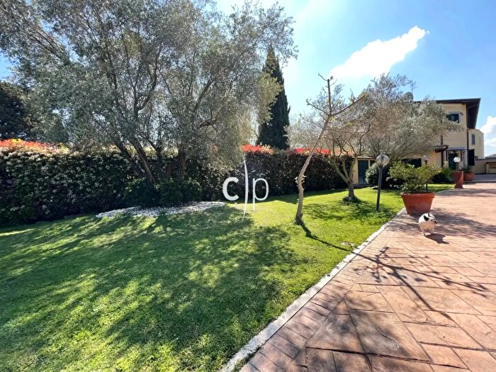Casa con 6 locali in vendita in Vicolo del Conte, Roma