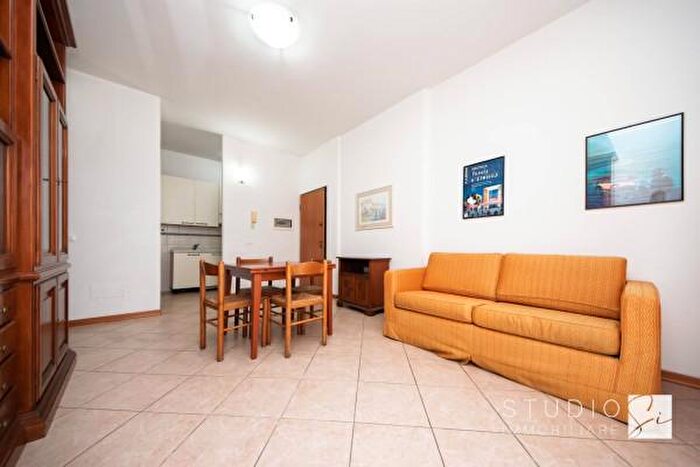 Appartamento con 6 locali in vendita in Via Don Giovanni Minzoni, Montale