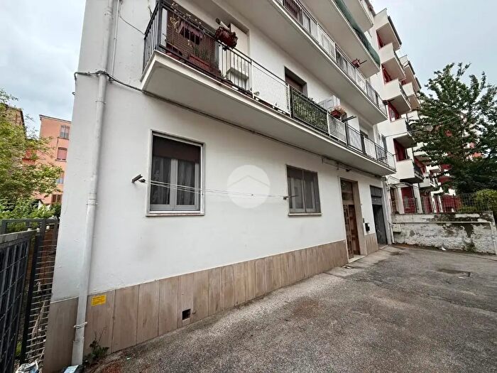 Appartamento trilocale in vendita in Via Firenze, Campobasso