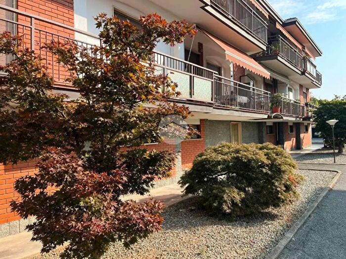 Appartamento con 5 locali in vendita in Via Iside Viana, Candelo