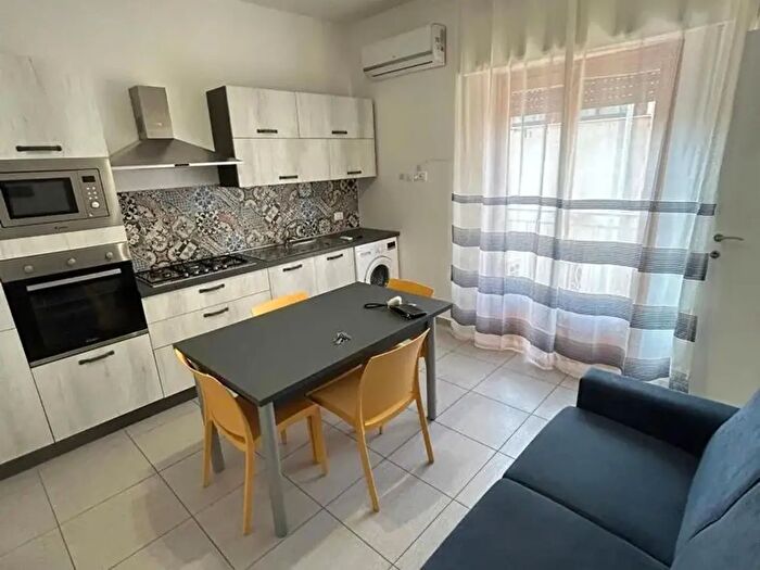 Appartamento bilocale in vendita in Via Petralese, Bagheria