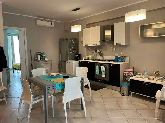 Appartamento bilocale in vendita in Via dei Pini, Pachino