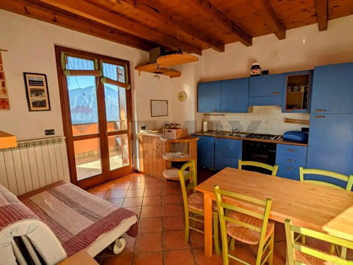 Appartamento bilocale in vendita in Pian Camuno