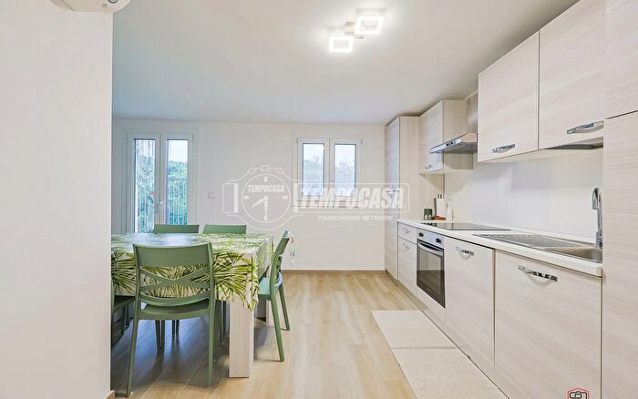 Appartamento trilocale in vendita in Via della Fontana Punta Marina, Ravenna