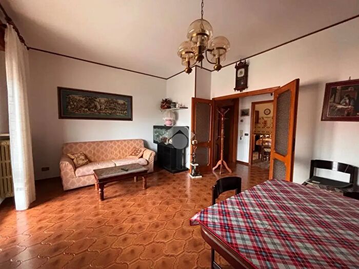 Appartamento trilocale in vendita in Via Modena, BellariaIgea Marina