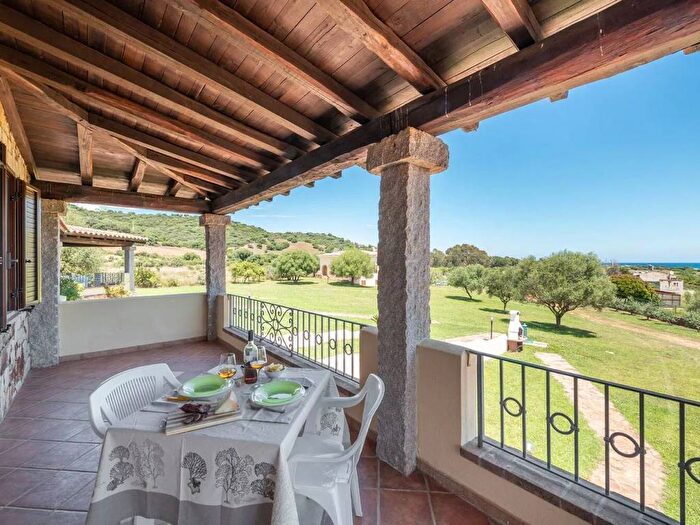 Appartamento trilocale in affitto in Via Eufobia, Siniscola