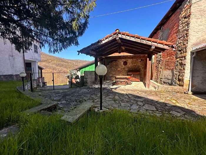 Casa trilocale in vendita in Curone, San Sebastiano Curone