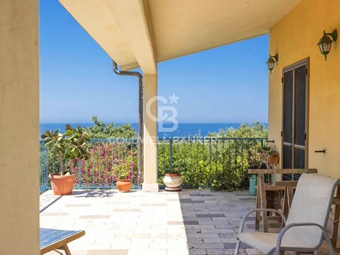 Casa con 5 locali in vendita in Via del Casaletto Rosso, Civitavecchia