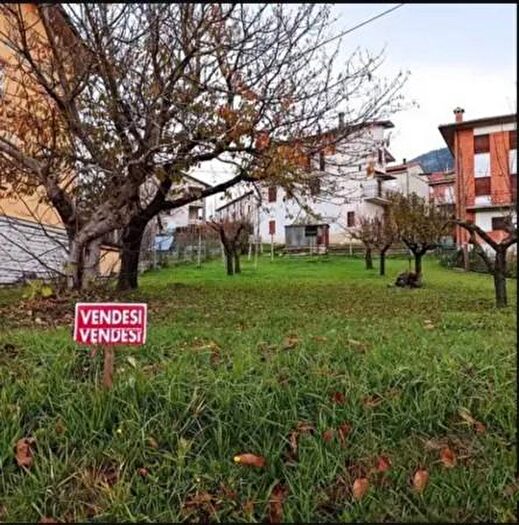 Appartamento quadrilocale in vendita in Via Flaminia, Scheggia E Pascelupo