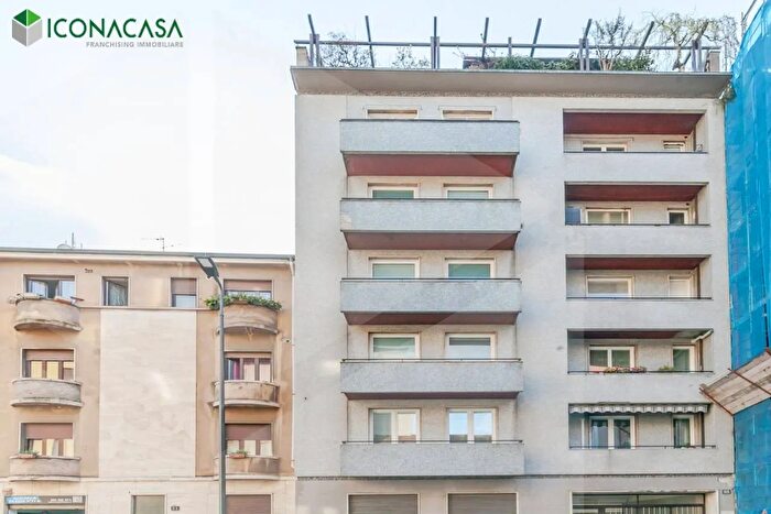 Appartamento bilocale in vendita in Via Calabria, Milano