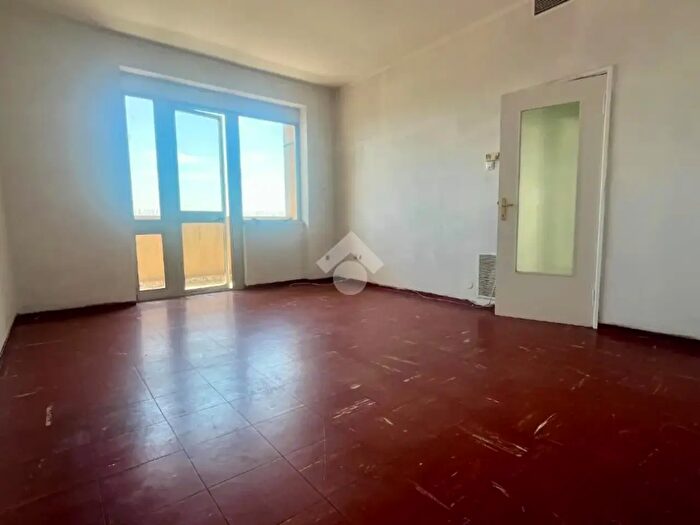 Appartamento trilocale in vendita in Viale Principe Amedeo, Rimini