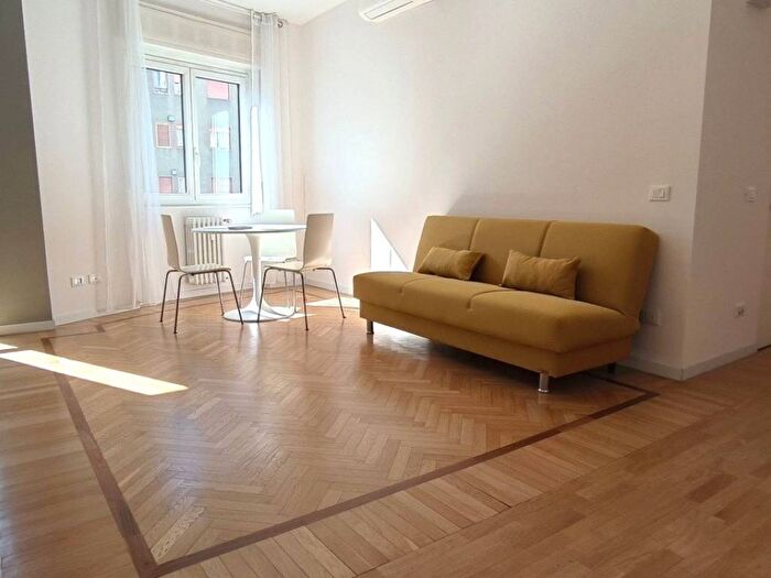 Appartamento bilocale in affitto in Via dei Grimani, Washington, Milano