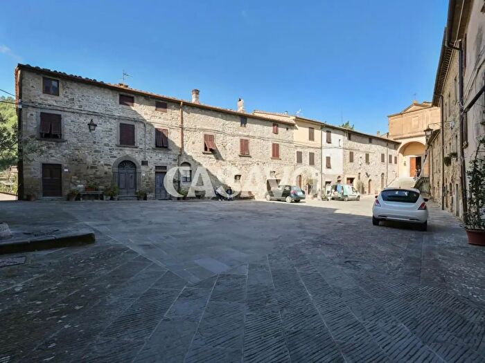 Appartamento quadrilocale in vendita in Piazza della Chiesa, Chianni