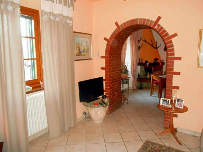 Casa con 6 locali in vendita in San Marcello Piteglio