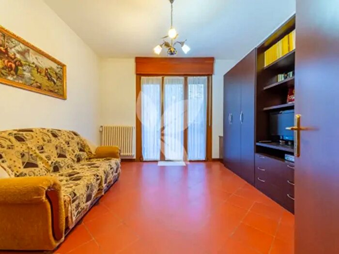 Appartamento trilocale in vendita in Via Guglielmo Marconi, Fornovo Di Taro