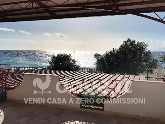 Casa con 6 locali in vendita in Via Vecchia Provinciale, Motta San Giovanni