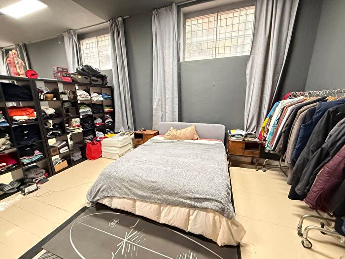 Appartamento monolocale in affitto in Viale Faenza, Tre Castelli Faenza, Milano