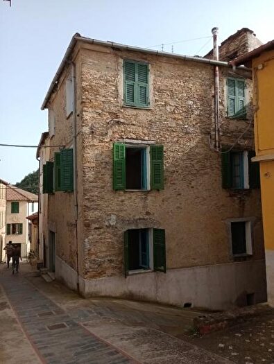 Casa con 8 locali in vendita in Vico alla Noce, Borghetto DArroscia