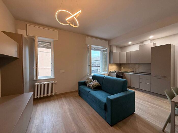 Appartamento bilocale in affitto in Via San Francesco dAssisi, Corso XXVII Marzo Via Tortona Via F Rosselli, Voghera