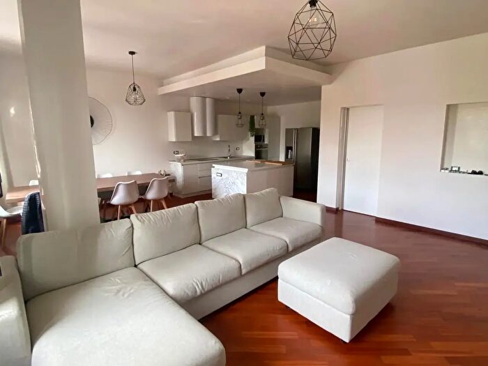 Appartamento trilocale in vendita in Massa