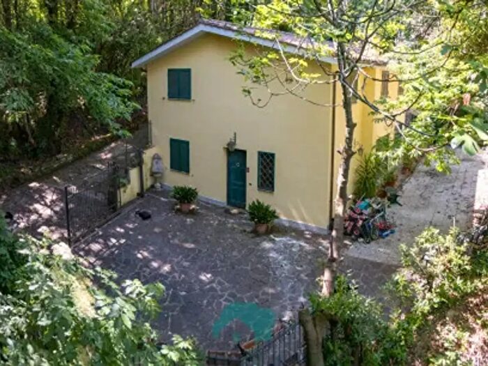 Casa con 6 locali in vendita in Via Ciciliano, Palestrina