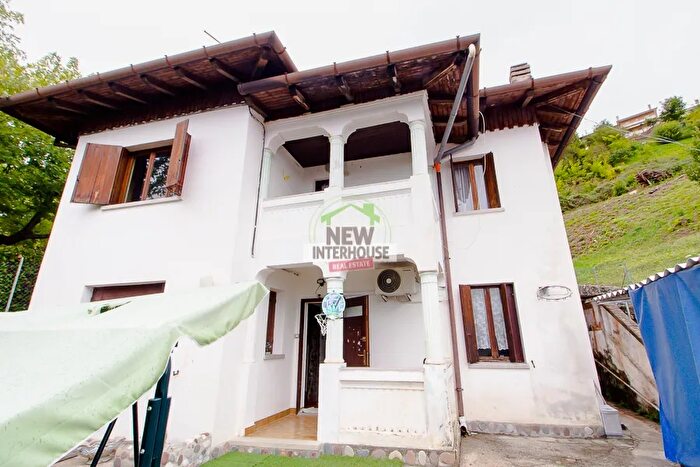 Casa con 6 locali in vendita in Via Caravel Forgaria nel Friuli, Forgaria Nel Friuli