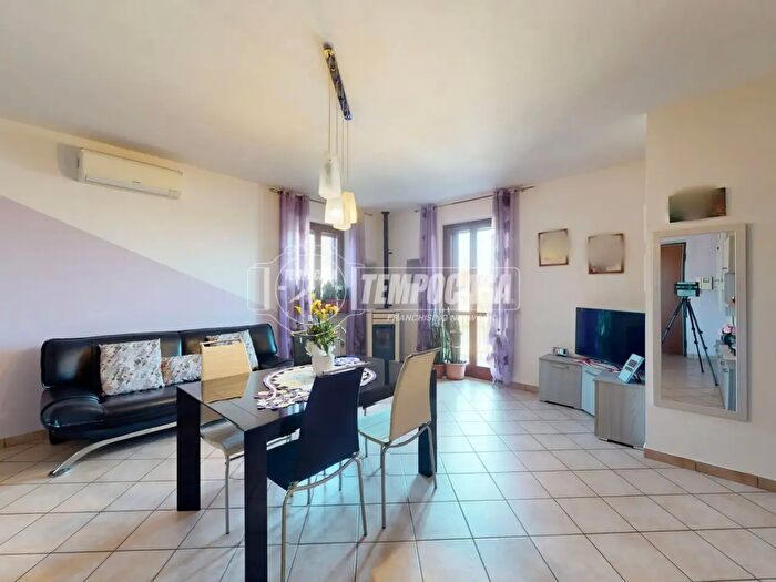 Appartamento trilocale in vendita in Govone