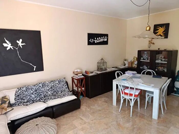 Appartamento trilocale in vendita in Viale Caduti sul Lavoro, Modena