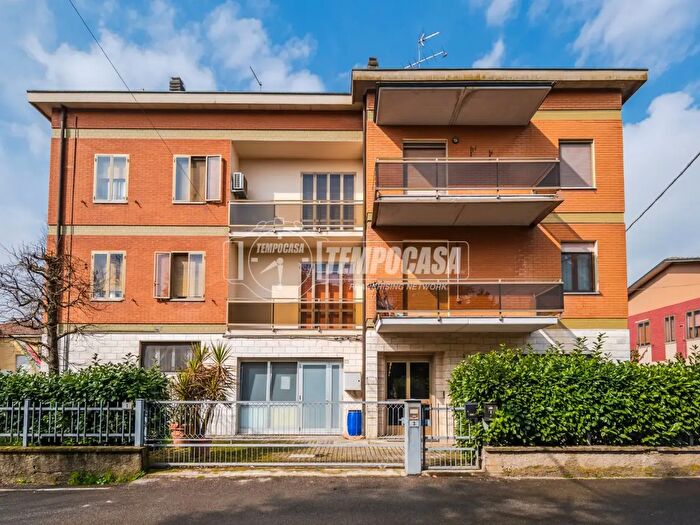 Appartamento trilocale in vendita in Via Aronne Simonini, Castelfranco Emilia