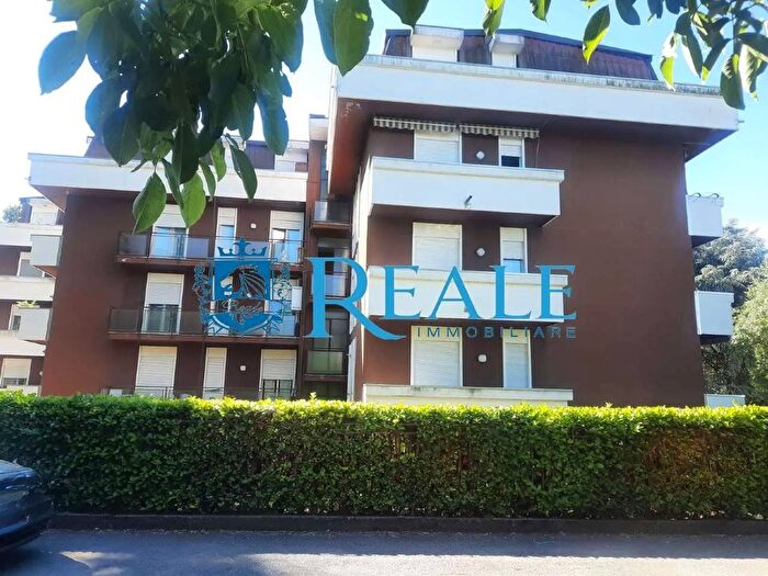 Appartamento trilocale in vendita in Via Arbusta Turbigo, Turbigo