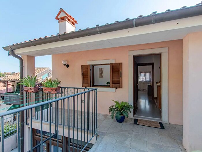 Casa quadrilocale in vendita in Località Contovello, Trieste