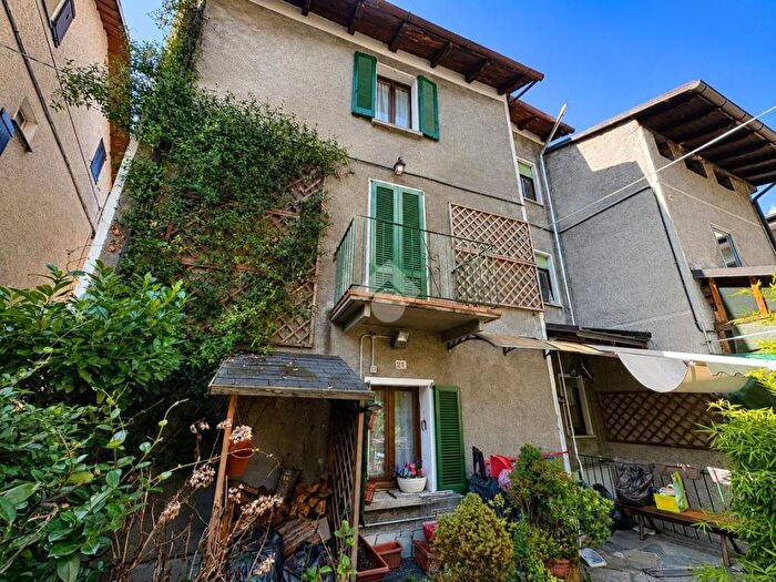 Casa con 5 locali in vendita in Via Roma, Poggiridenti Alto, Poggiridenti