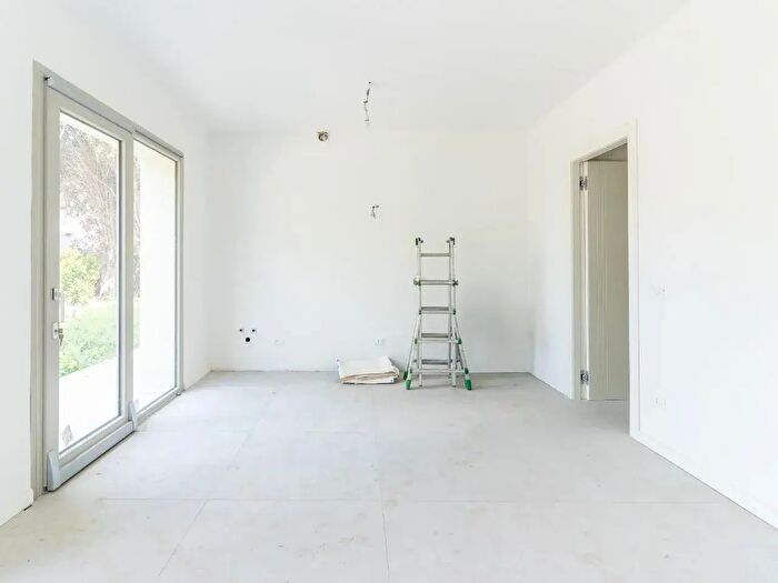 Appartamento trilocale in vendita in Iovola, Empoli