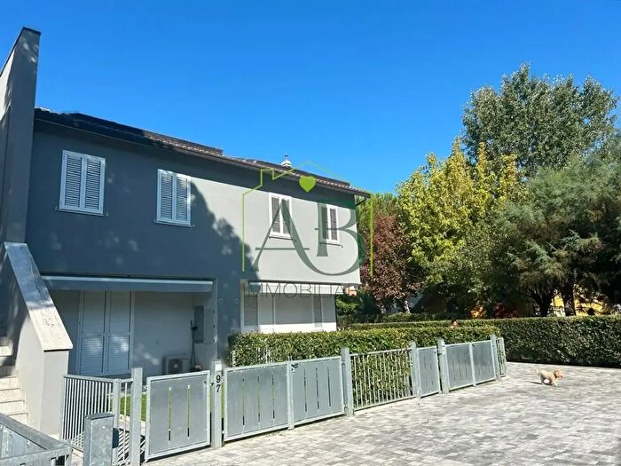 Appartamento trilocale in vendita in Ravenna