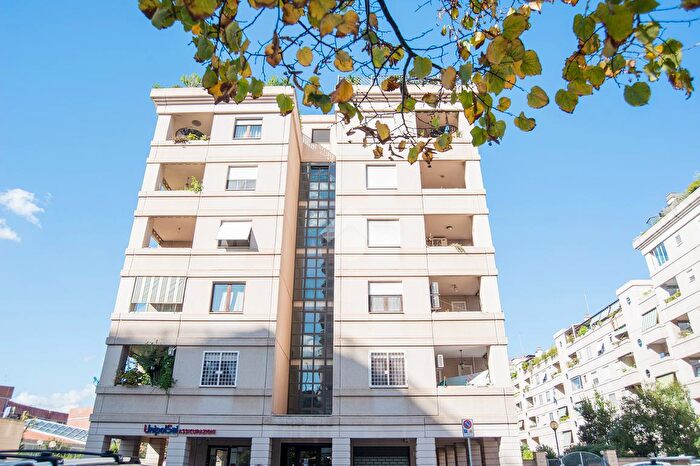 Appartamento bilocale in vendita in Via del Pianeta Mercurio, Roma