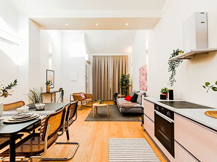 Appartamento bilocale in vendita in Via Lucilio Gaio, Milano