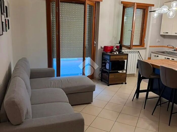 Appartamento bilocale in affitto in Velletri