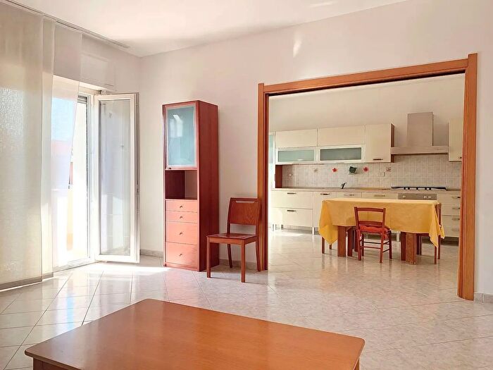 Appartamento con 7 locali in vendita in Guglionesi