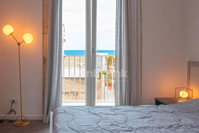 Appartamento quadrilocale in vendita in Via Vittorio Veneto Snc, Siracusa