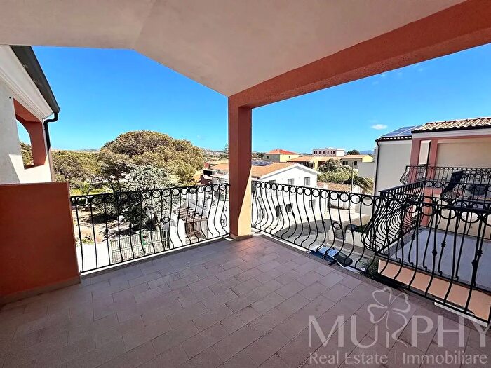 Appartamento bilocale in vendita in Via G Mary, La Maddalena